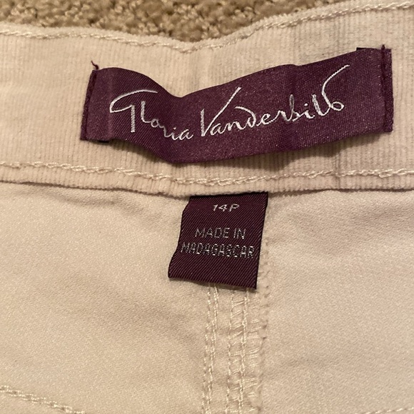 -NWT Gloria Vanderbilt Women's Amanda Corduroy Slim High Rise Pant - Size 14P - Picture 3 of 7
